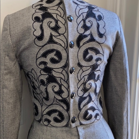Versace Dresses & Skirts - GIANNI VERSACE COUTURE JACKET & SKIRT SUIT
